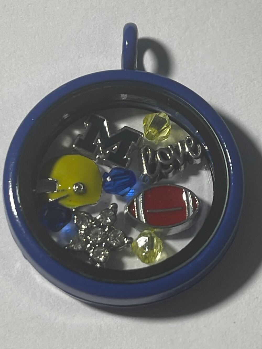 Michigan Wolverines NCAA Memory Charm Locket w/ 22 IN chain NEW